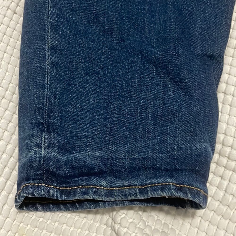 NWT- Old Navy- 26+. Extra High Rise Sky-Hi Straight - Picture 5 of 10